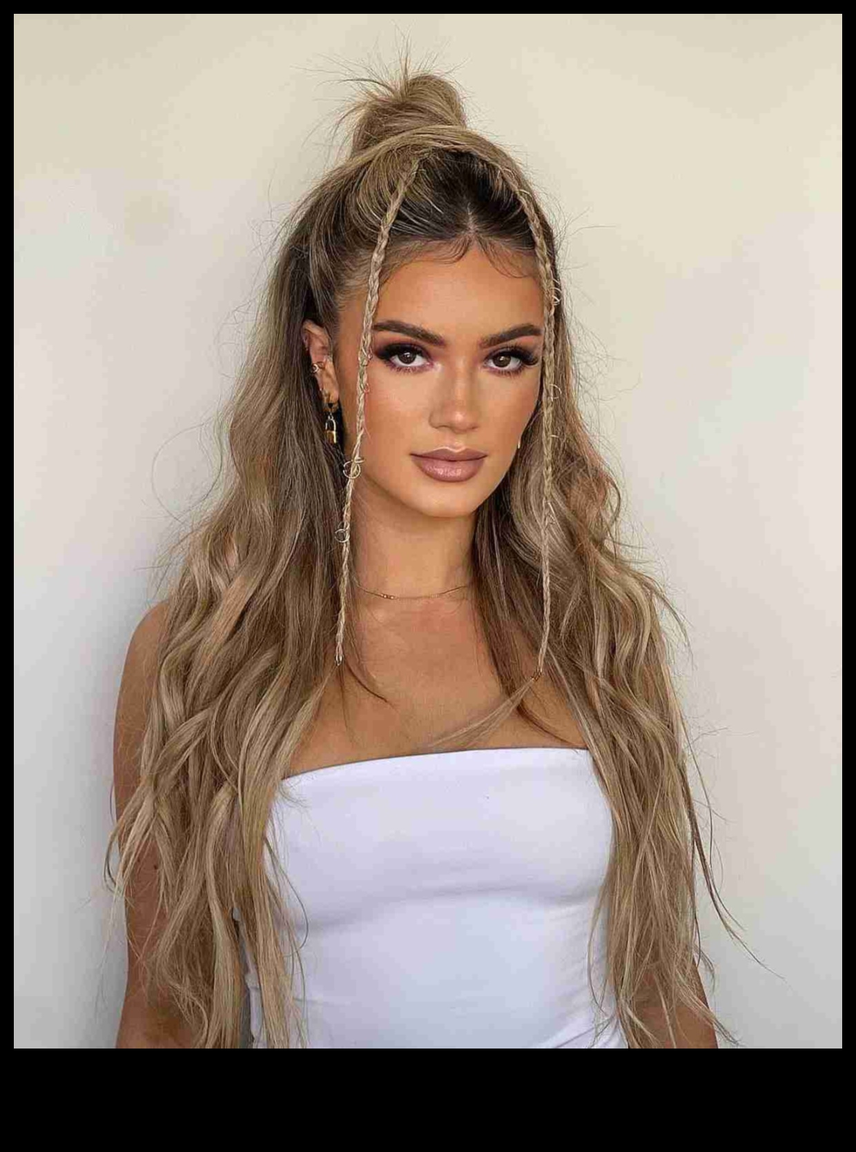 Păr blond și coafuri boeme distractive pentru iubitorii de muzică 3 Păr blond și distracție de festival: coafuri boeme pentru iubitorii de muzică