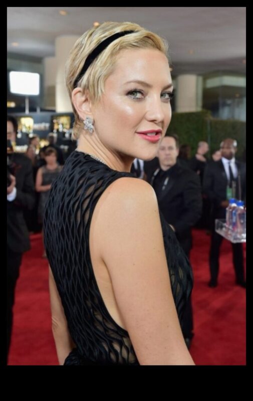 Covorul Roșu Pregătit Continuare: Coafuri scurte pentru Glamour showstopping